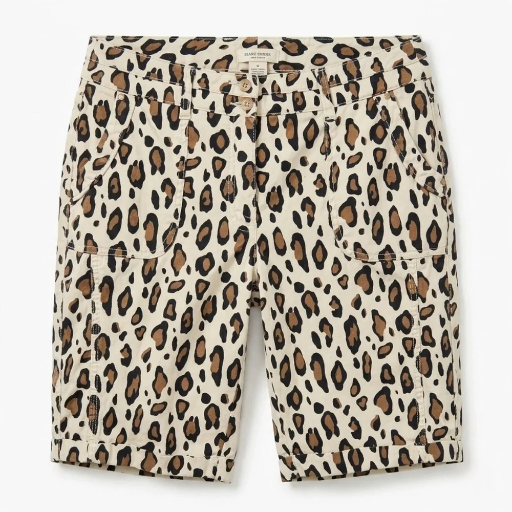 Chico's Petites‎ Floral Safari Chic Leopard Print Bermuda Shorts Size Small 0.5